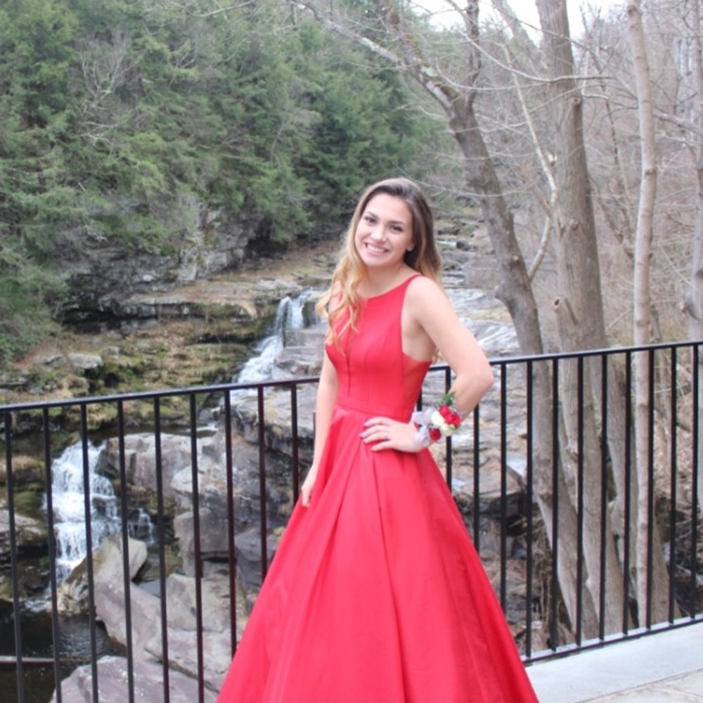 Sherri Hill Prom Dress: SOLD